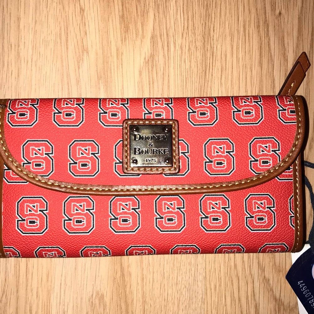 Dooley and Bourke wallet